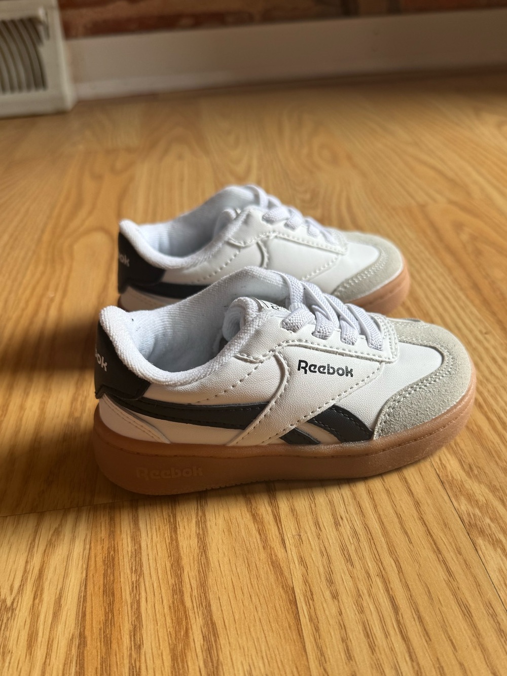 Reebok kids classic black and white sneakers #kids #athletic